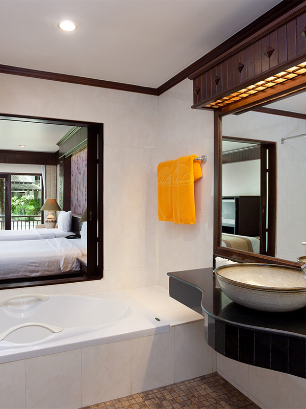 Deluxe-Room-Graden-View-1-2-scaled